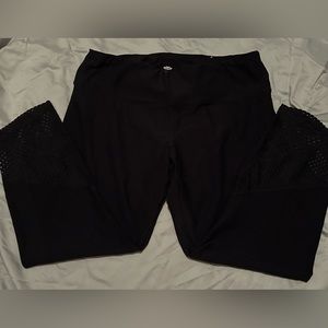 Maurice’s crop leggings size L